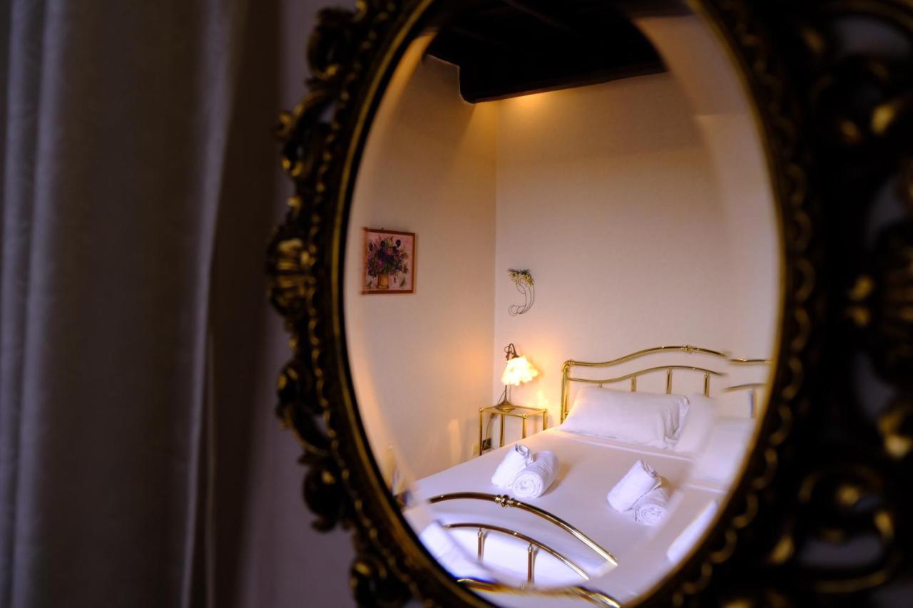 Hostme Colosseum Apartment Rome Buitenkant foto